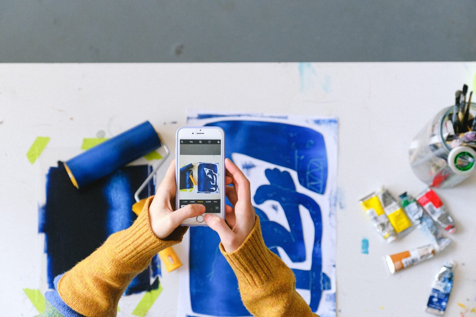 vivid creative how to plan an art collection release ©anna shvets